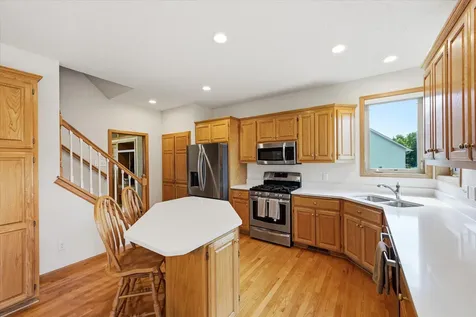 1364 Pond Circle Waconia MN 55387