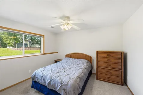 1364 Pond Circle Waconia MN 55387