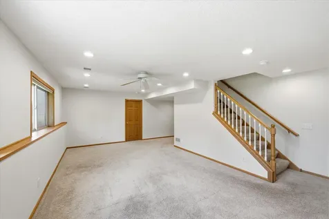 1364 Pond Circle Waconia MN 55387