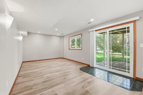 9244 Andrea Drive Woodbury MN 55125