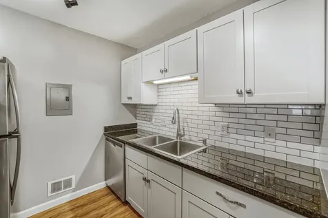 1713 Fulham Street Saint Paul MN 55113