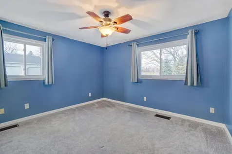 1713 Fulham Street Saint Paul MN 55113