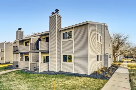 1713 Fulham Street Saint Paul MN 55113