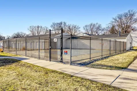 1713 Fulham Street Saint Paul MN 55113