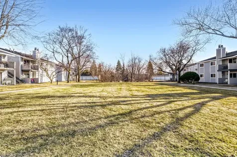1713 Fulham Street Saint Paul MN 55113