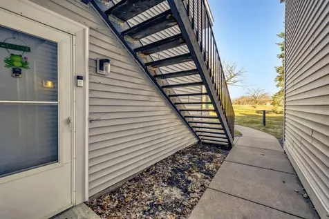 1713 Fulham Street Saint Paul MN 55113