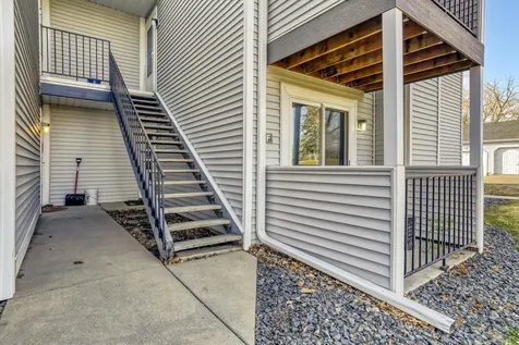 1713 Fulham Street Saint Paul MN 55113