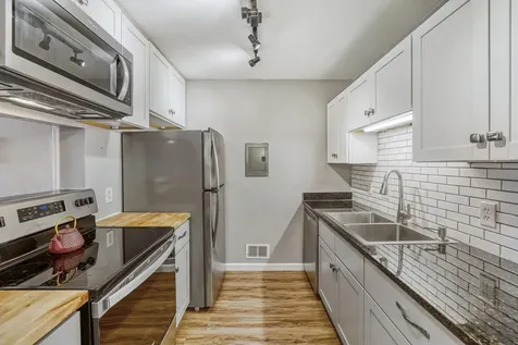 1713 Fulham Street Saint Paul MN 55113