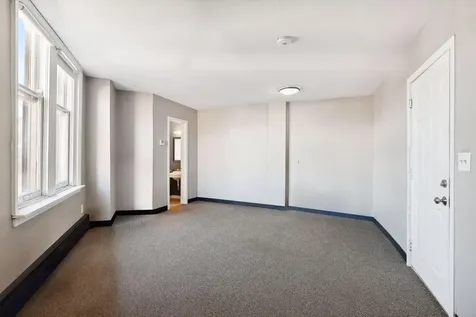 965 7th Street W Saint Paul MN 55102