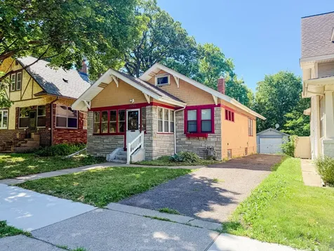 1022 Wakefield Avenue Saint Paul MN 55106