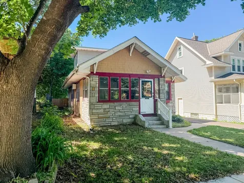 1022 Wakefield Avenue Saint Paul MN 55106