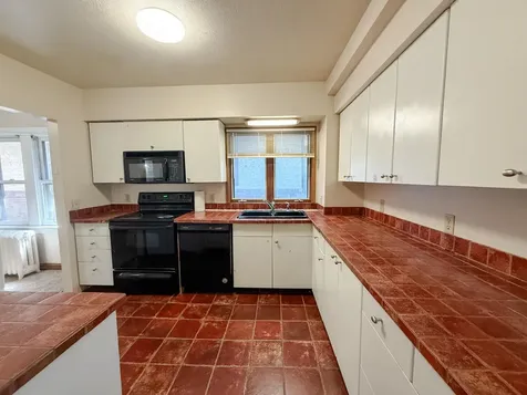 1022 Wakefield Avenue Saint Paul MN 55106