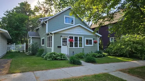 611 N 5th Street Brainerd MN 56401