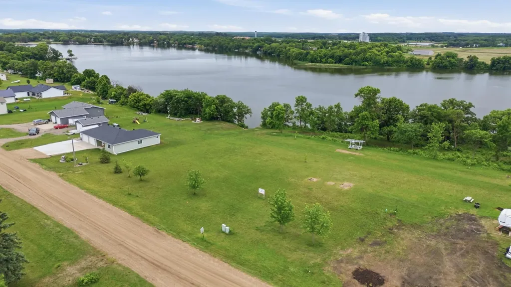 463 North Shore Drive Underwood MN 56586