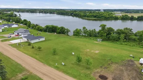 463 North Shore Drive Underwood MN 56586