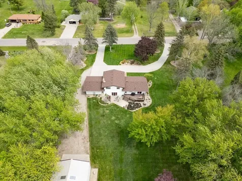 13741 Vinewood Lane N Dayton MN 55327