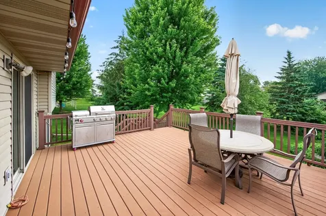 6007 Nathan Boulevard Rockford MN 55373