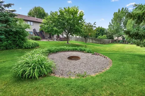 6007 Nathan Boulevard Rockford MN 55373