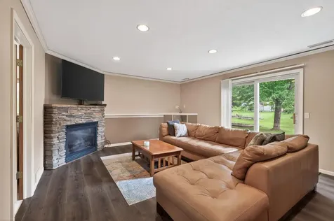 6007 Nathan Boulevard Rockford MN 55373