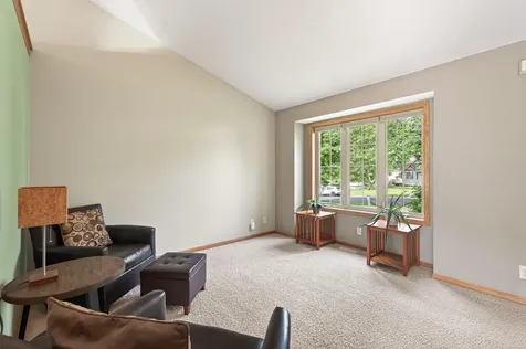 6007 Nathan Boulevard Rockford MN 55373