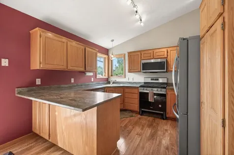 6007 Nathan Boulevard Rockford MN 55373