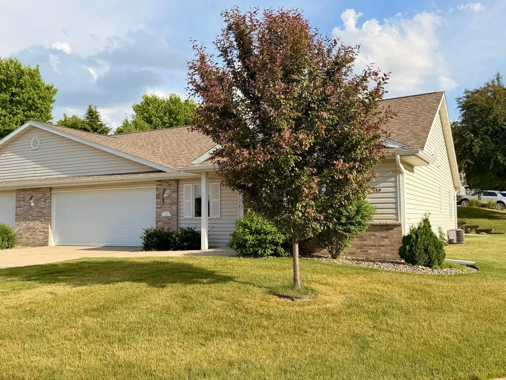 703 15 1/2 Avenue NW Kasson MN 55944