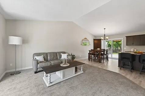9613 River Forest Drive Monticello MN 55362
