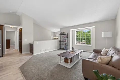 9613 River Forest Drive Monticello MN 55362