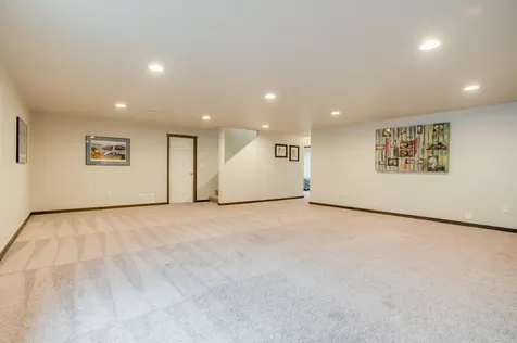 601 27th Avenue W West Fargo ND 58078
