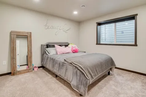 601 27th Avenue W West Fargo ND 58078