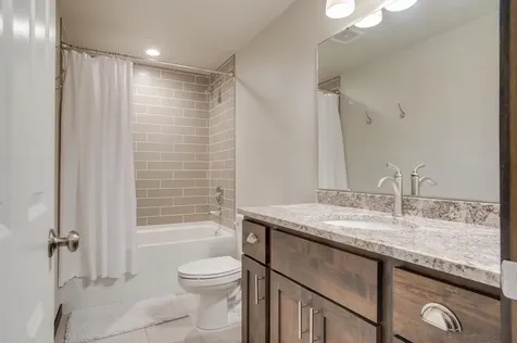 601 27th Avenue W West Fargo ND 58078