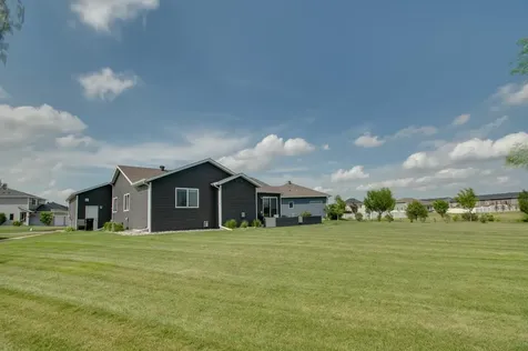 601 27th Avenue W West Fargo ND 58078