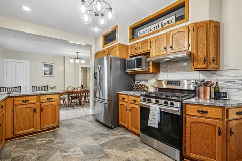 302 Wyoming Street E Saint Paul MN 55107