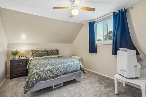 302 Wyoming Street E Saint Paul MN 55107