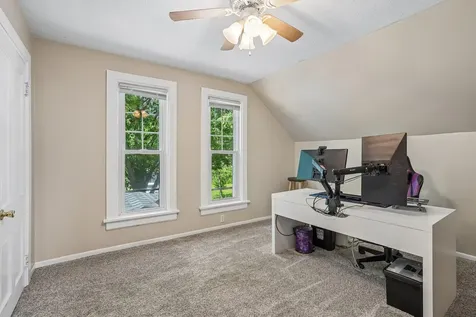 302 Wyoming Street E Saint Paul MN 55107