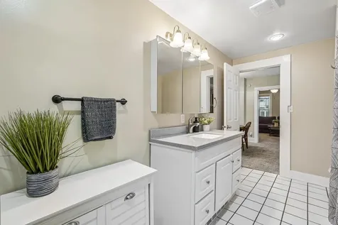 302 Wyoming Street E Saint Paul MN 55107