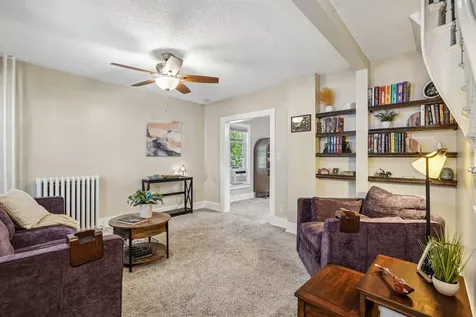 302 Wyoming Street E Saint Paul MN 55107