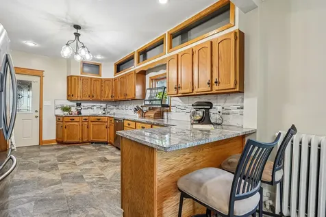 302 Wyoming Street E Saint Paul MN 55107
