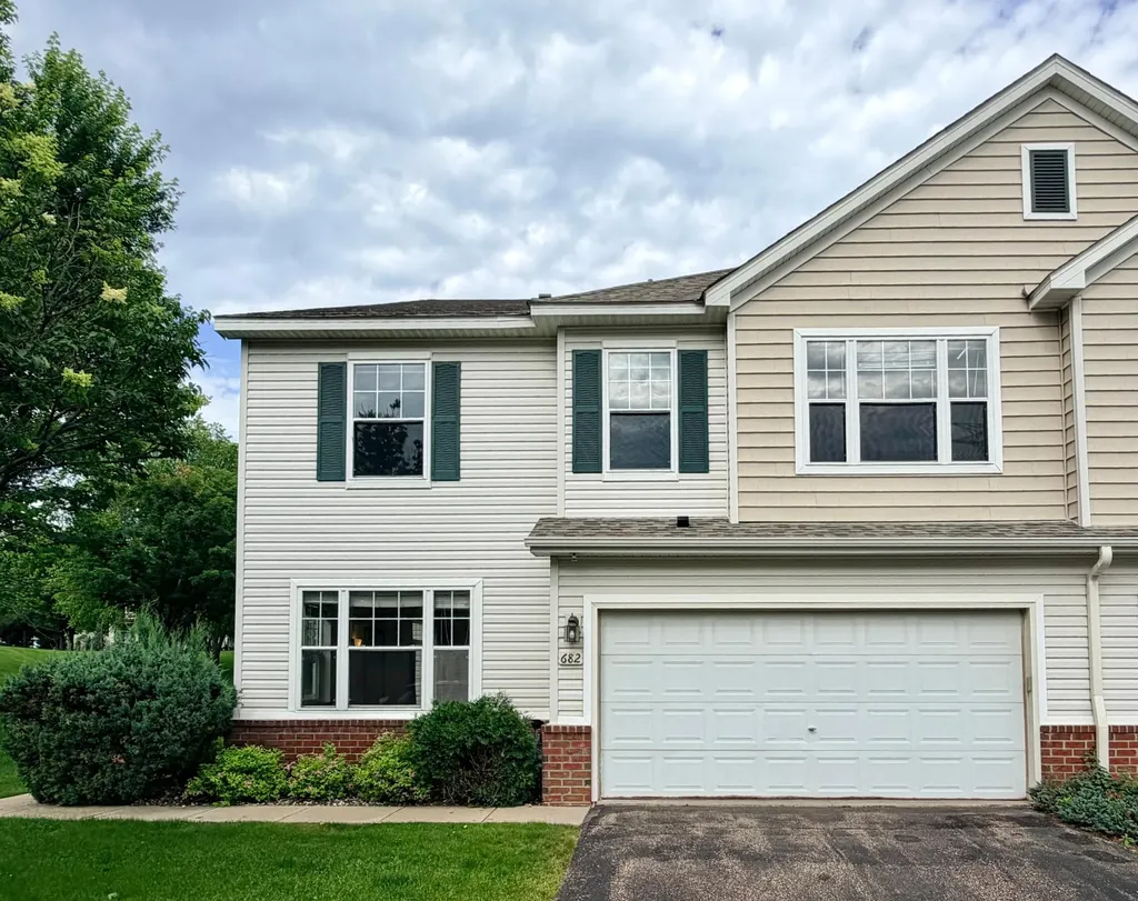 682 Princeton Avenue Shakopee MN 55379