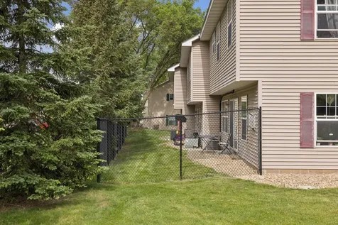 2078 Shryer Court E North Saint Paul MN 55109