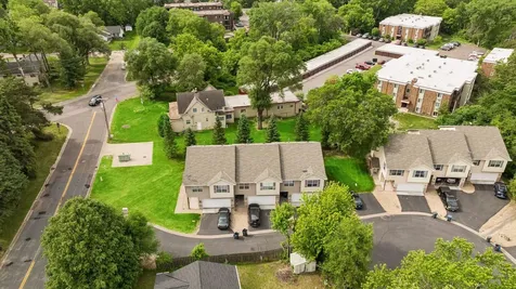 2078 Shryer Court E North Saint Paul MN 55109