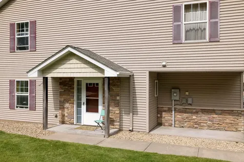 2078 Shryer Court E North Saint Paul MN 55109