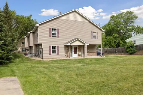 2078 Shryer Court E North Saint Paul MN 55109