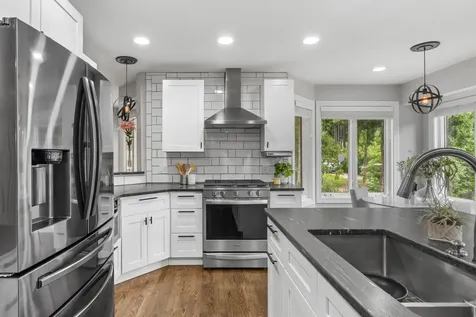 4131 Eau Claire Trail NE Prior Lake MN 55372