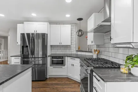 4131 Eau Claire Trail NE Prior Lake MN 55372