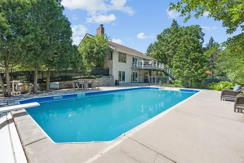 4131 Eau Claire Trail NE Prior Lake MN 55372