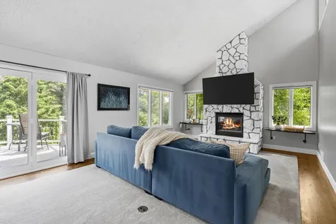 4131 Eau Claire Trail NE Prior Lake MN 55372