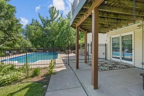 4131 Eau Claire Trail NE Prior Lake MN 55372
