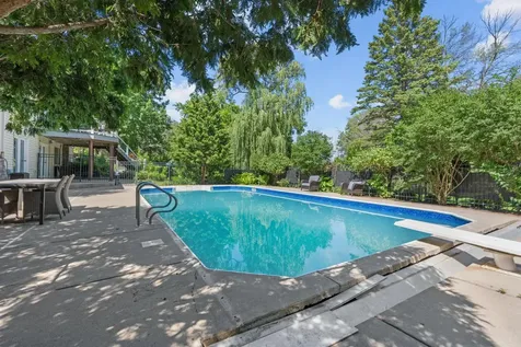 4131 Eau Claire Trail NE Prior Lake MN 55372