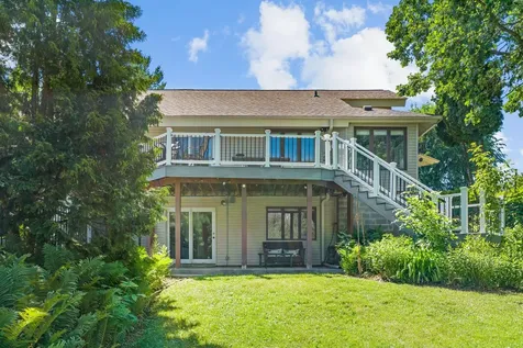 4131 Eau Claire Trail NE Prior Lake MN 55372